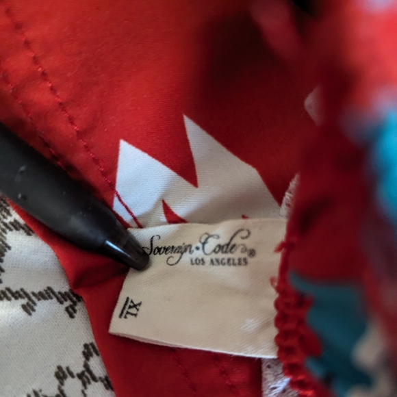 Sovereign Code Swim Trunks - Picture 9 of 10